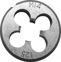 Плашка метрическая, легированная сталь 4х0,7 мм.